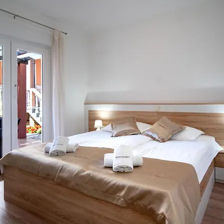 Mistral-1 By Interhome * Lopar