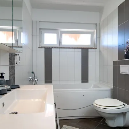 Mistral-1 By Interhome Apartman *