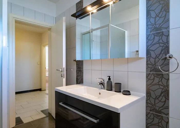 Mistral-1 By Interhome Apartman Lopar