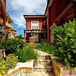 Mistral-1 By Interhome Apartamento *