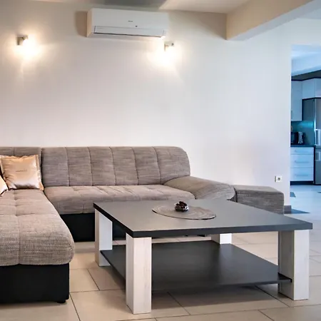 Appartamento Mistral-1 By Interhome Lopar